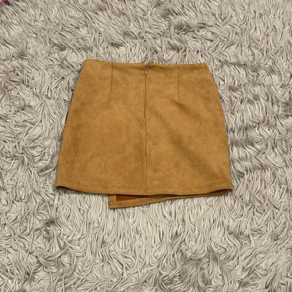 Forever 21 faux suede wrap mini skirt size small - Picture 3 of 3
